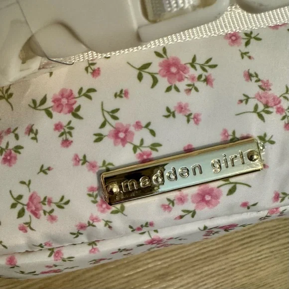 Madden Girl White and Pink Floral Fanny Pack Belt Bag - NEW - Picture 7 of 10